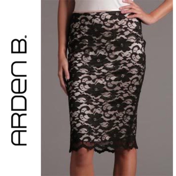 Arden B Dresses & Skirts - Sexy Arden B Black lace and satin pencil skirt